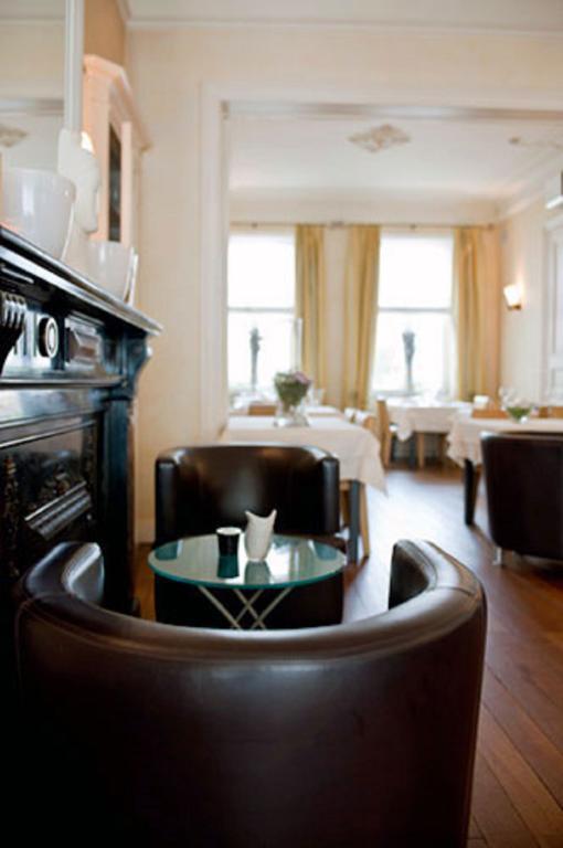 Hotel Le Castel à Fosses-La-Ville Extérieur photo