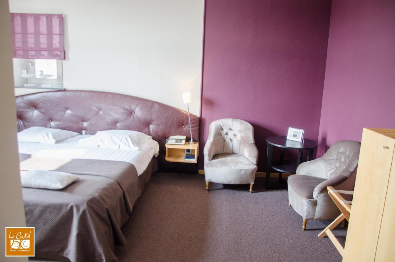 Hotel Le Castel à Fosses-La-Ville Extérieur photo